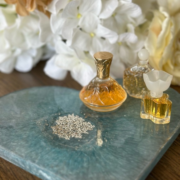 Silky Swirl Blue with Crushed Glitter Heart Decor ~ Tray ~ Platter - Picture 3 of 7